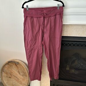 Lululemon dance studio crop pant, size 8